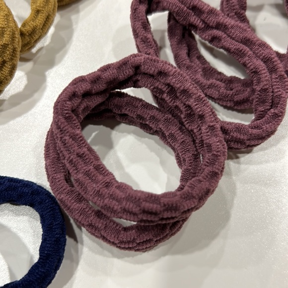 Seamless hair ties - Picture 2 of 7